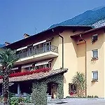 Hotel Edy 3*
