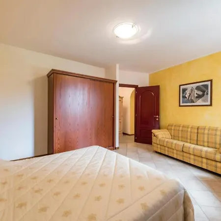 Edy Hotel 3*